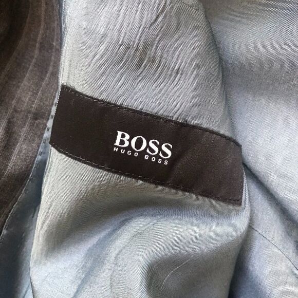 HUGO BOSS Jacket, Gray with Pinstripes, 44L - Picture 4 of 7